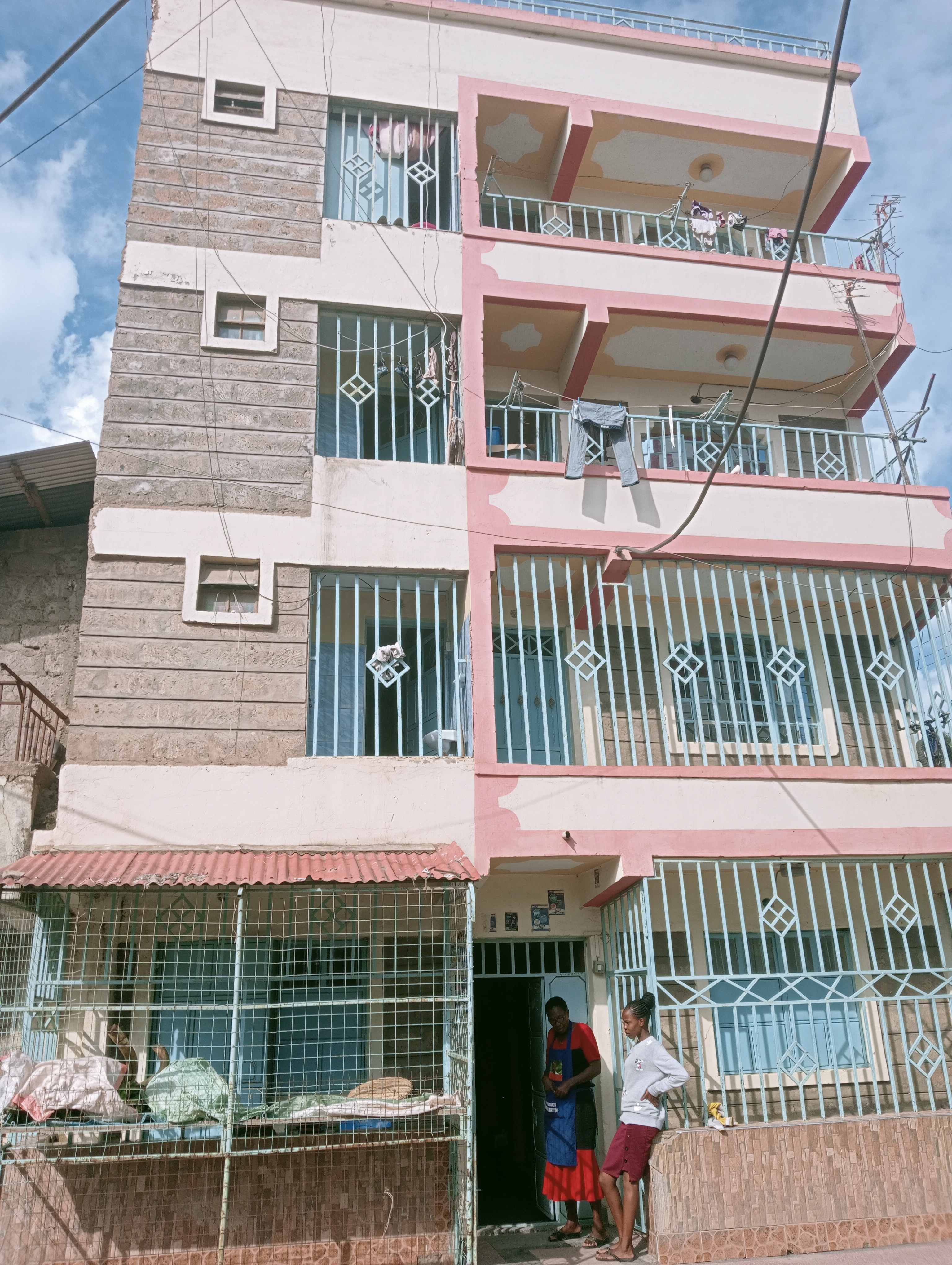FAIRVIEW FLAT - 3 - Photo 1